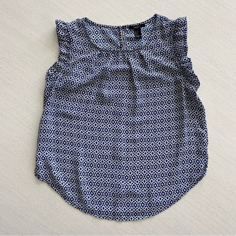 Forever 21 Blue and White Patterned Blouse
